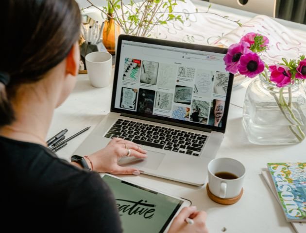 Graphic Designing Services